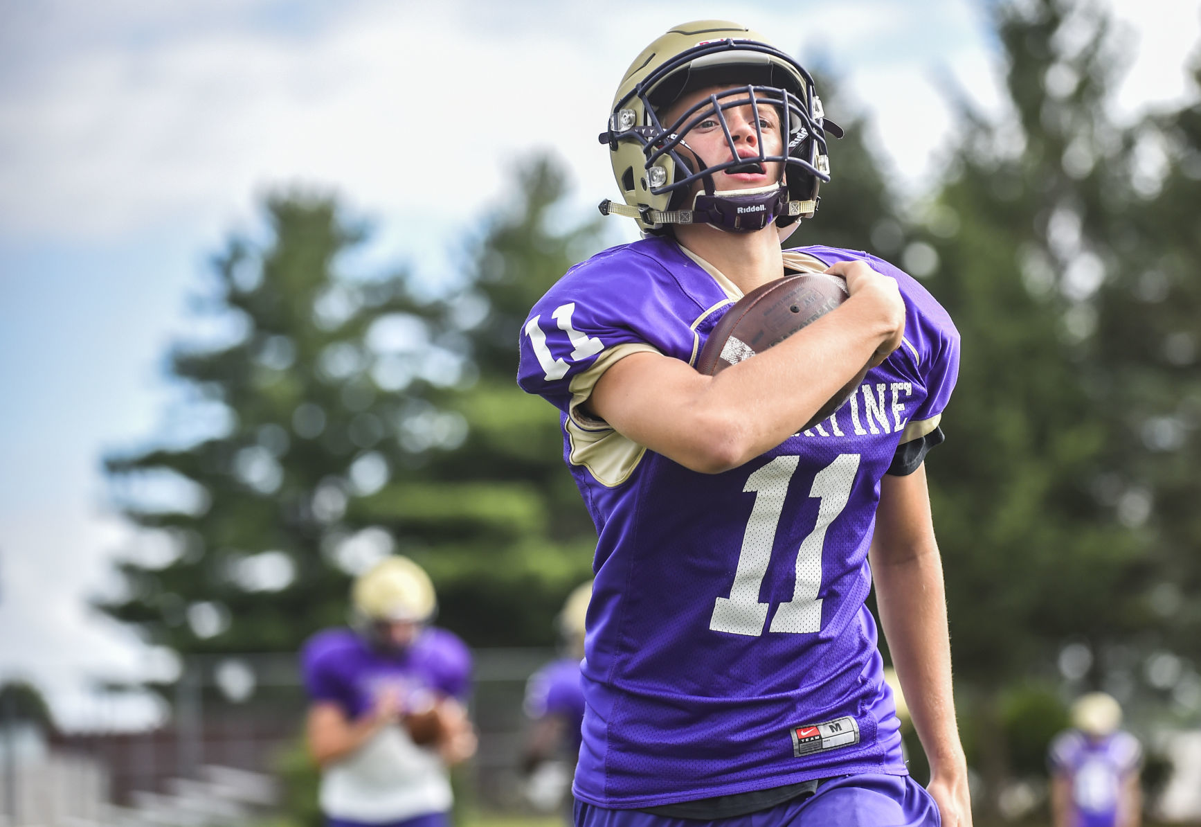 081419-qct-spt-musc-footbal-03.jpg